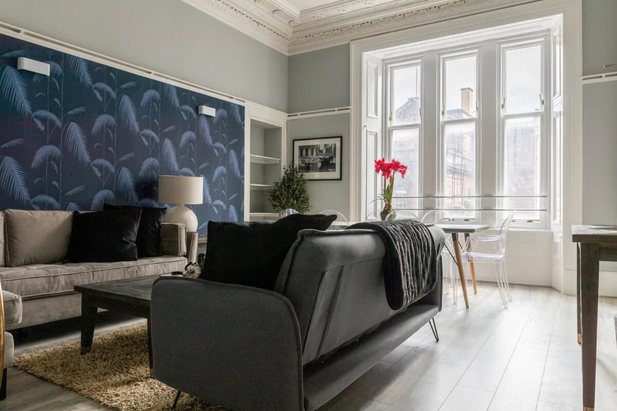 Beautiful 4 Bed Flat In Perfect Location Glasgow