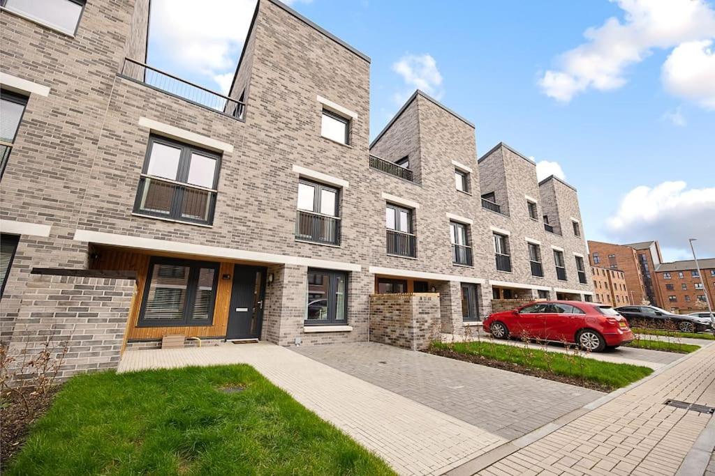 Dunmore Rooftop Apartment