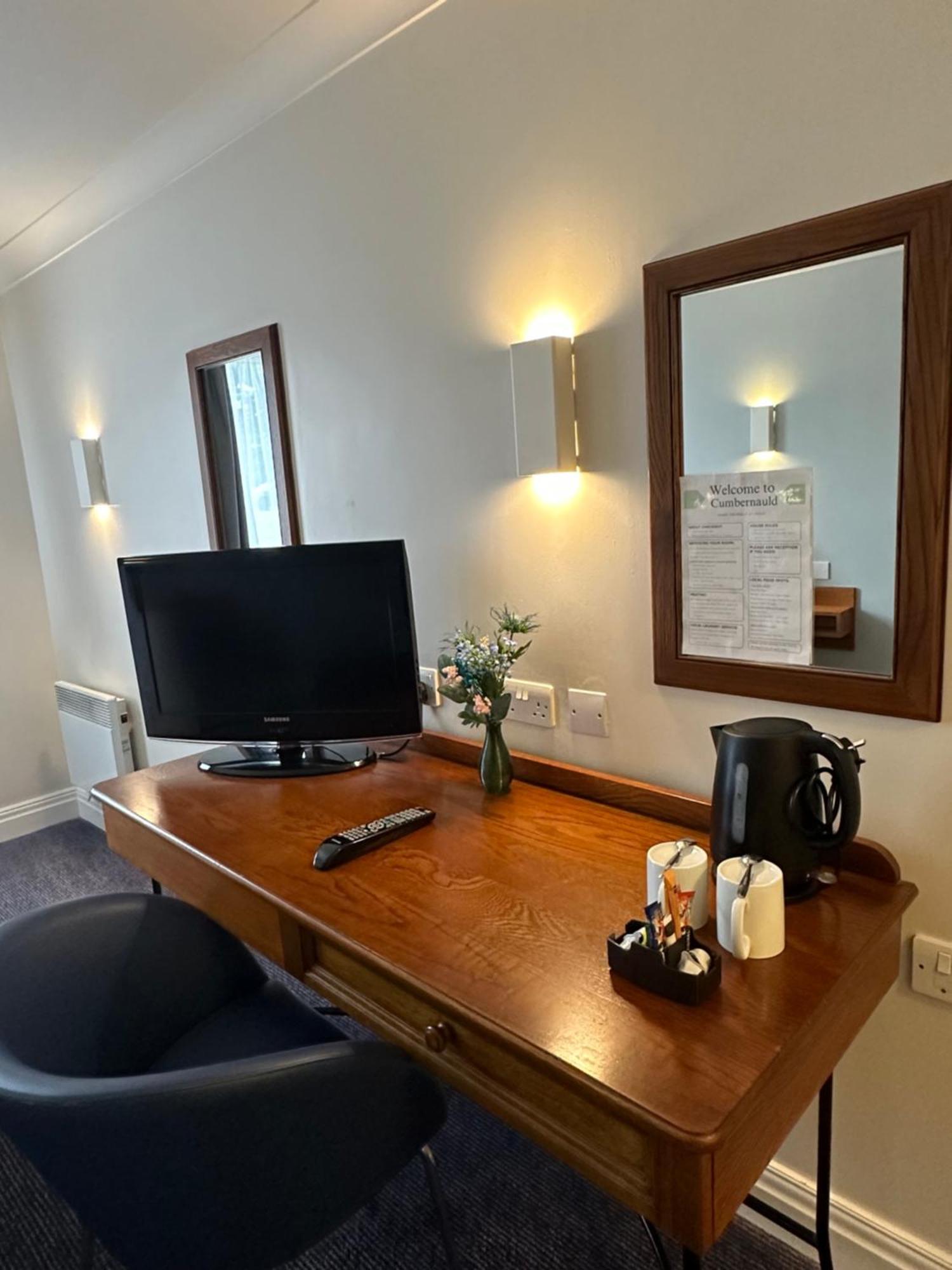 Hotel Go2 Glasgow - Free Parking And Pet Friendly 2*
