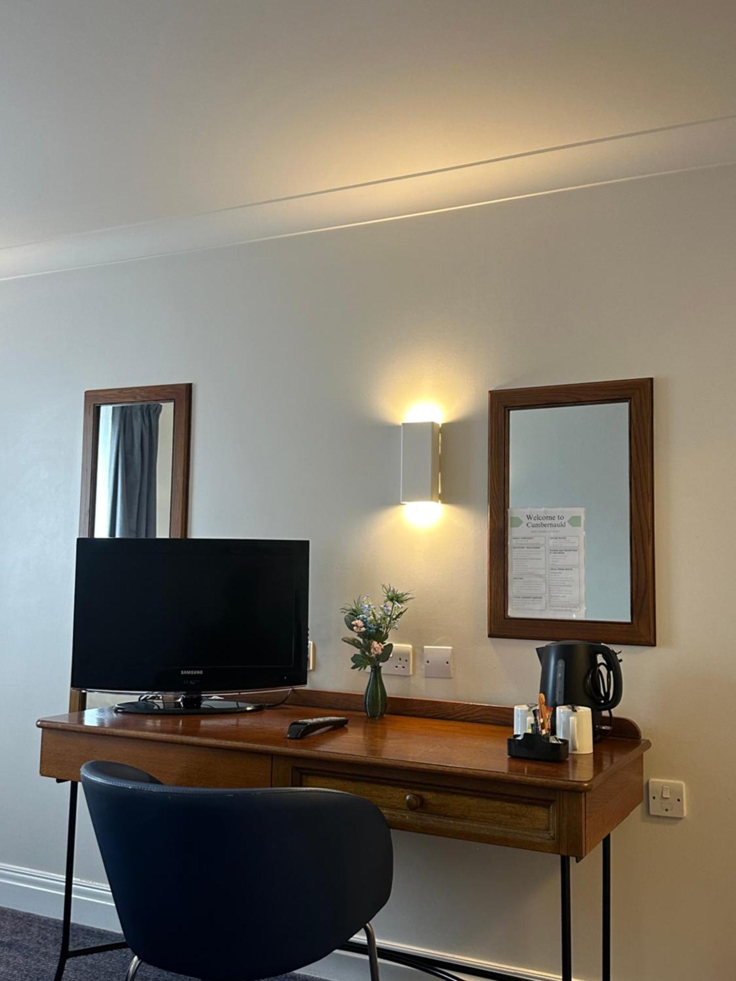 Go2 Glasgow - Free Parking And Pet Friendly 2*
