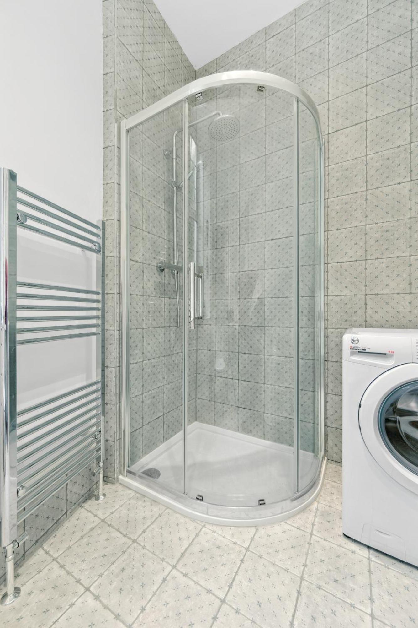Apartment Woodford Street Glasgow