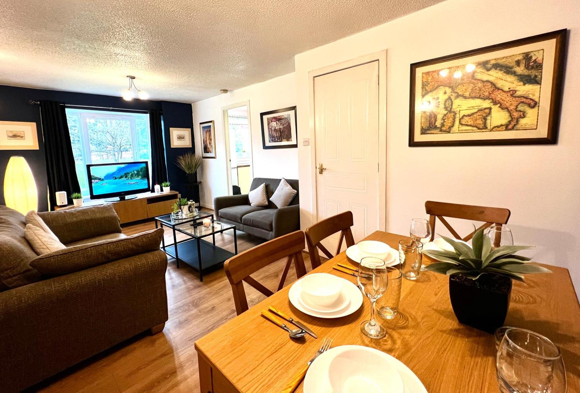 Apartment Ground Floor Flat With Free Parking & Wifi Glasgow