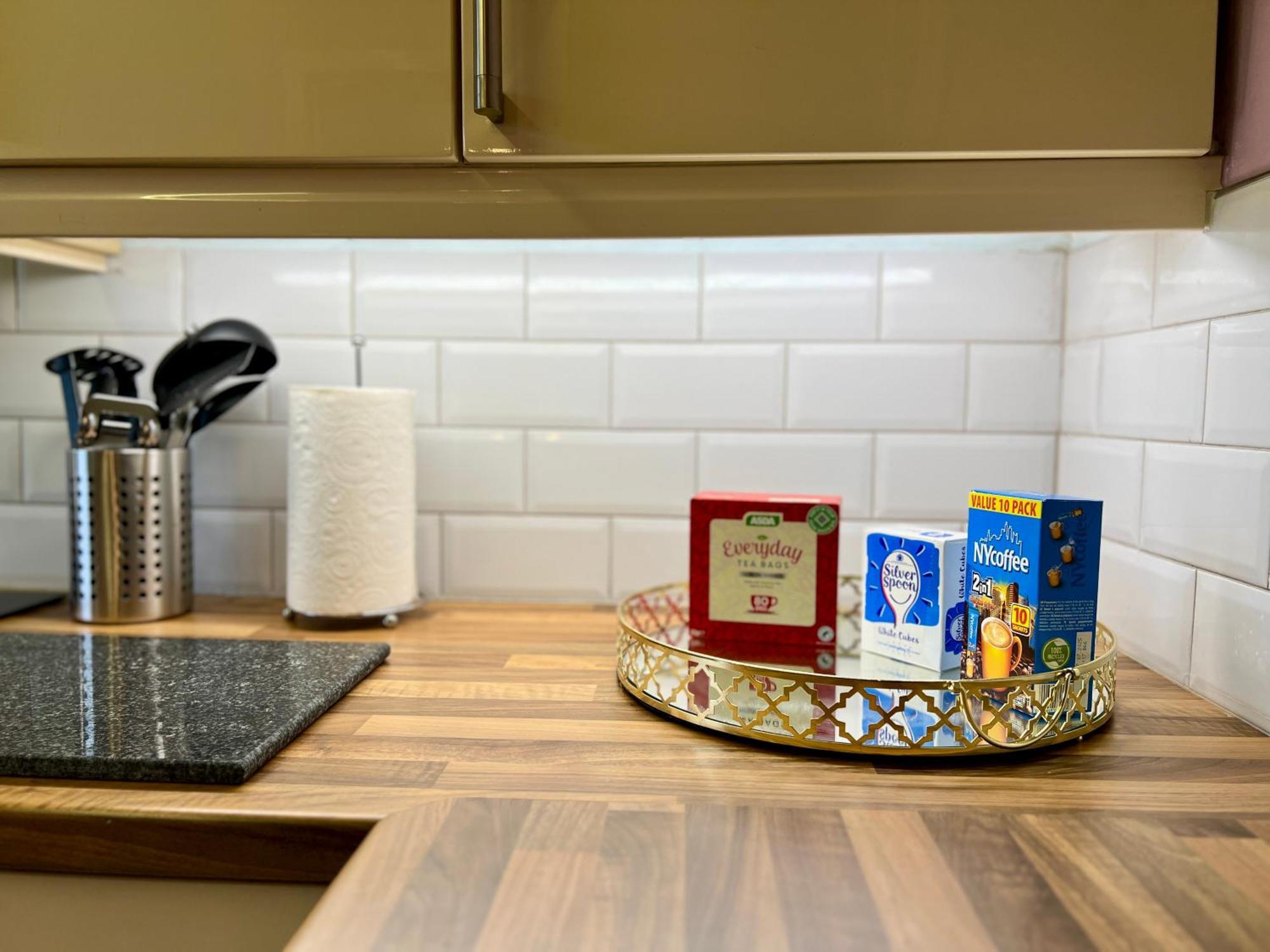 Ground Floor Flat With Free Parking & Wifi Apartment Glasgow