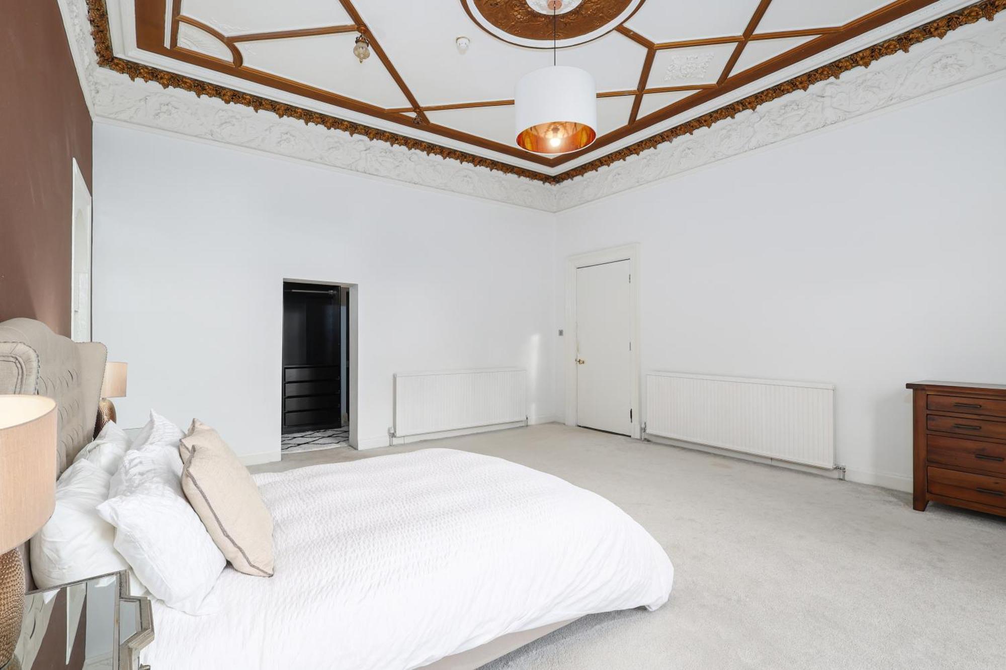 Extravagant 6 Bed Victorian Townhouse With Hot Tub Villa *