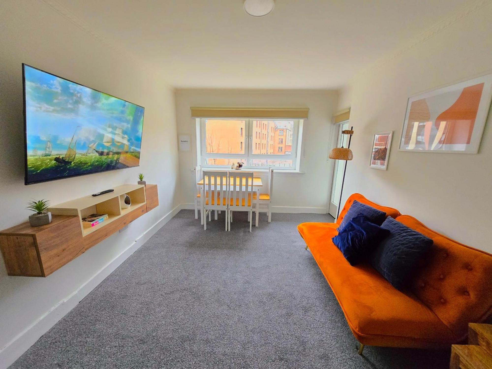 One Bed In The Heart Of Apartment