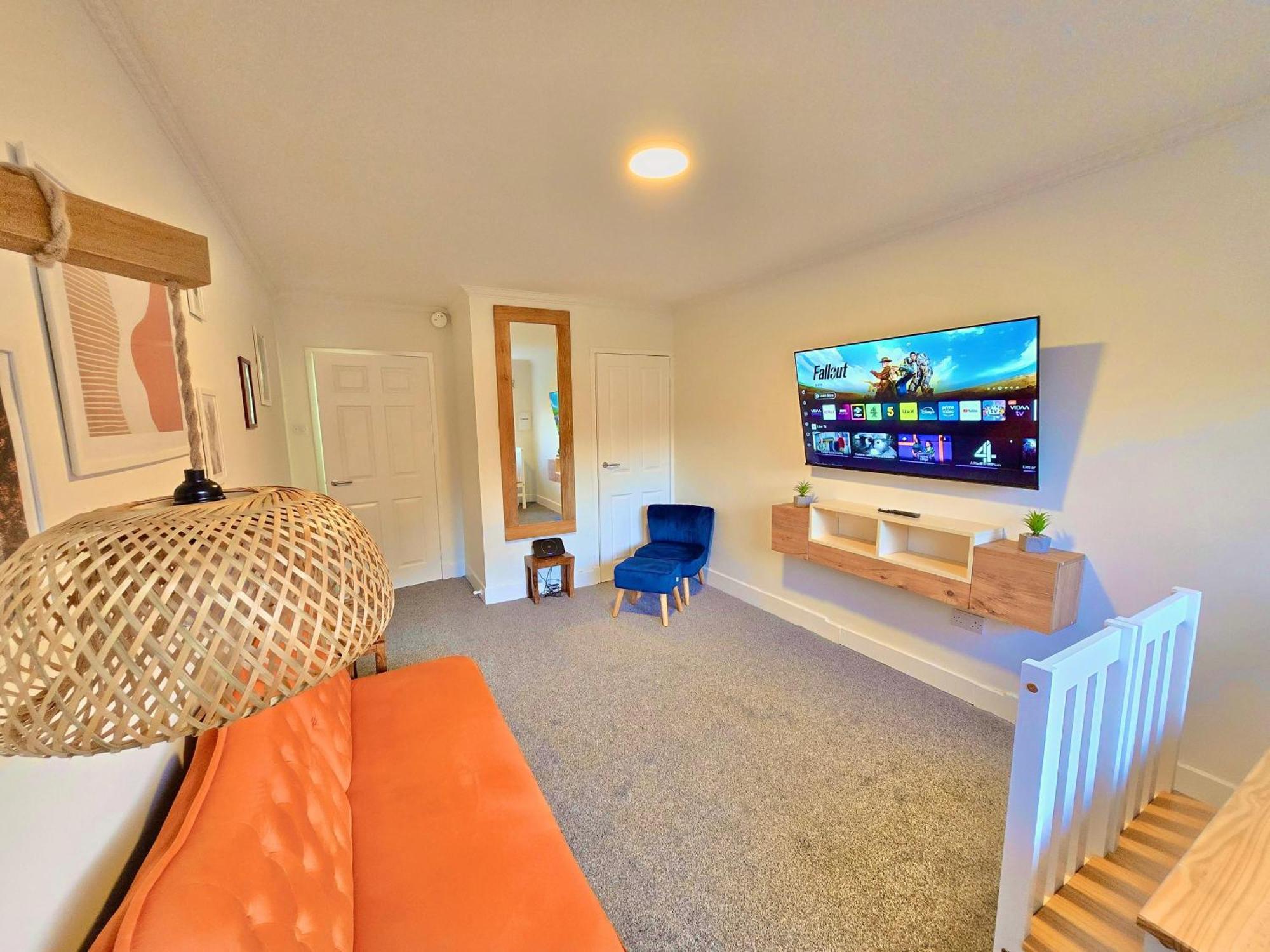 One Bed In The Heart Of Apartment *