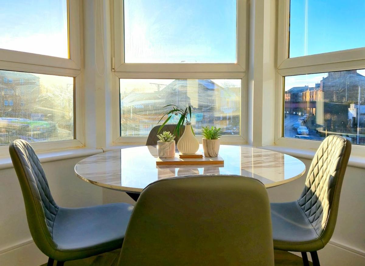 Modern, Cosy In * Glasgow