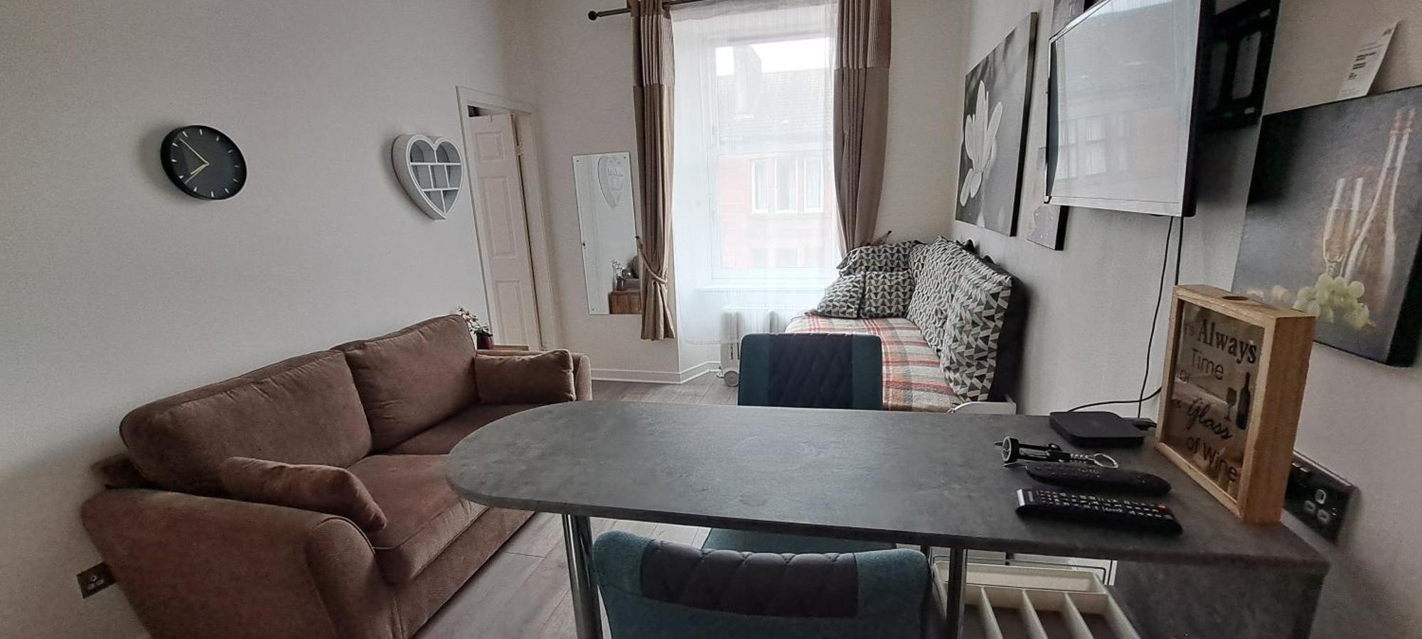 Cozy, Modern Flat In Govan * Glasgow