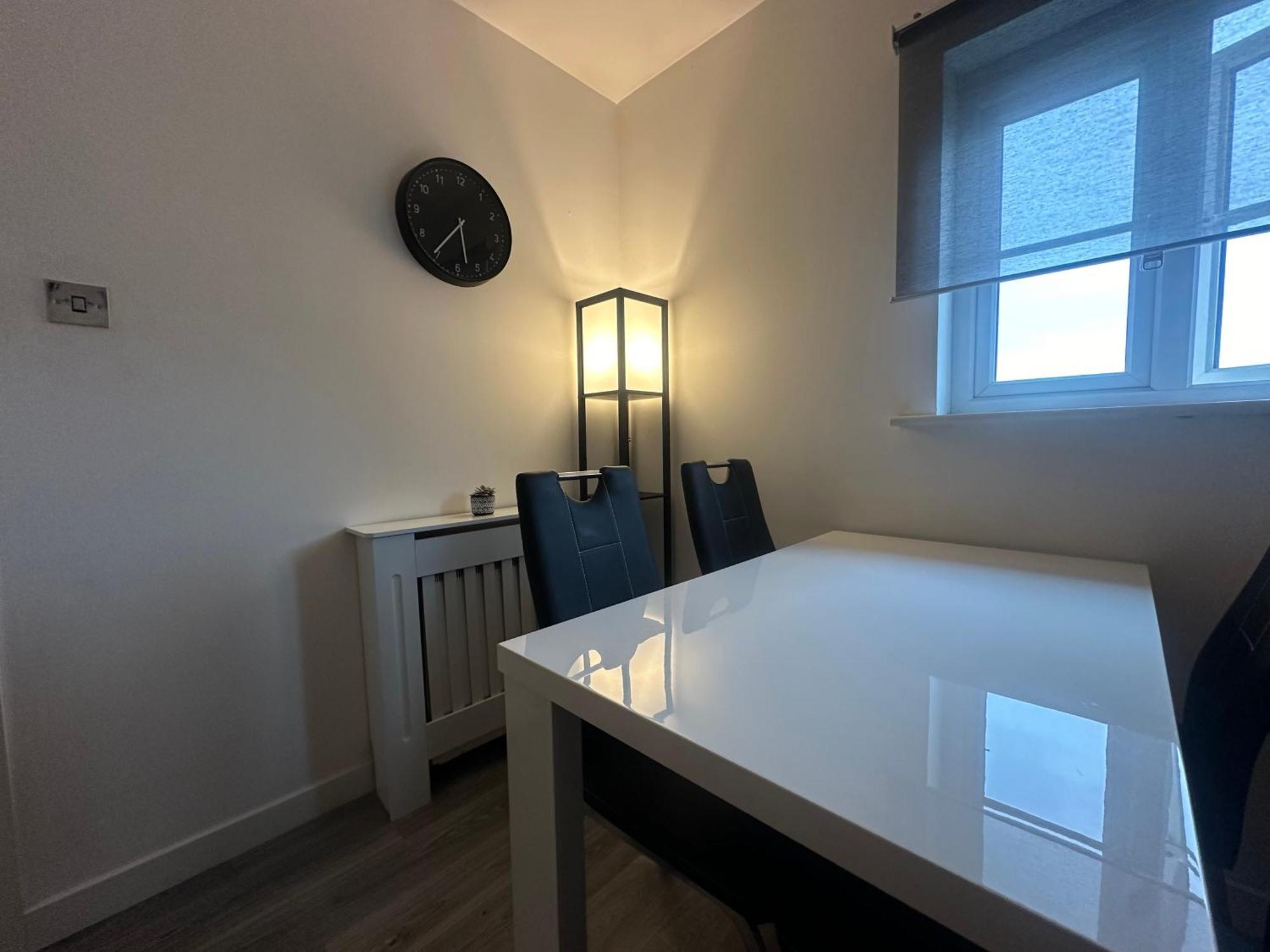 Juststay Apartment *