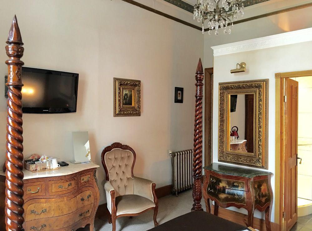 The Alamo Guest house Glasgow