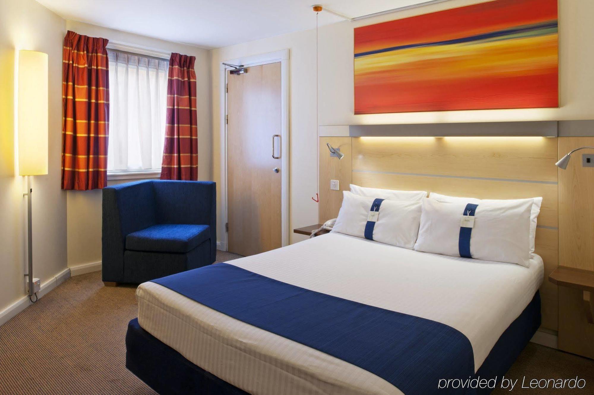 Express - - Ctr Theatreland By Ihg Hotel 3*
