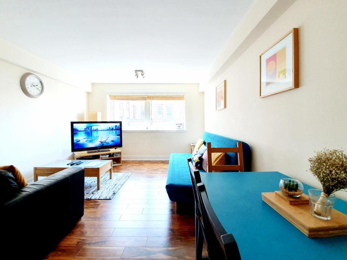Apartment Bright, Spacious 2 Bedroom In The Heart Of City *