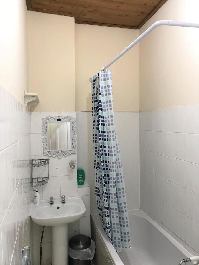 94 Copland Road Apartment *