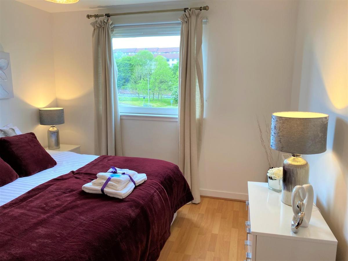 Firpark - 2 Bedrooms Apartment *